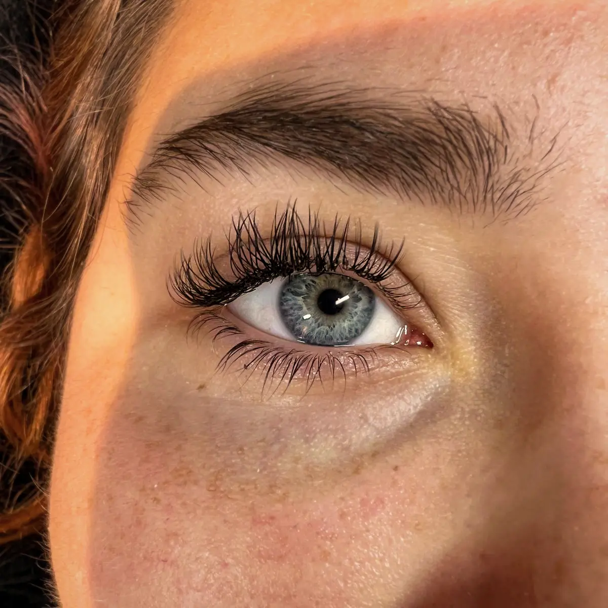 Wimpernextensions von Liz Lashes