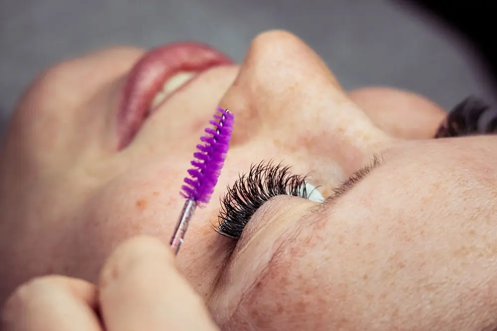 Wie lange halten Wimpernextensions und wie kannst du ihre Lebensdauer verlängern?